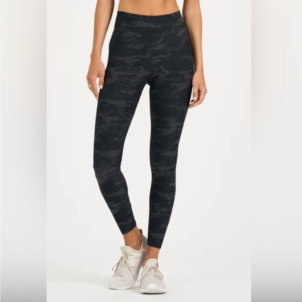 Vuori Leggings (soft) Daily Legging Camo